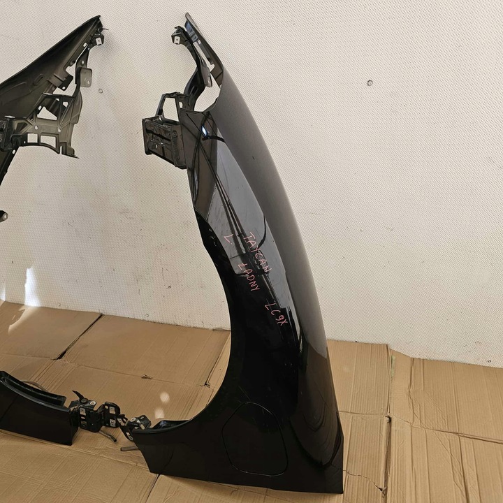 фото №10, Porsche taycan 9j1 крыло левый правые перед переднее c9x