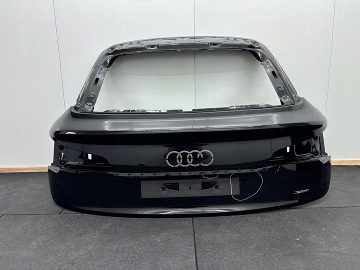 фото №1, Audi q5 ii 80f sportback 2020r- крышка багажника зад