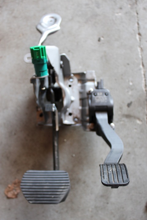 фото №1, Citroen c4 ii 1.6 e-hdi педаль газу гальма автомат