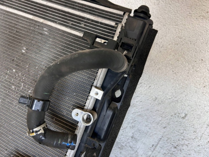 фото №6, Комплект радіатор toyota mirai ii 4221369080