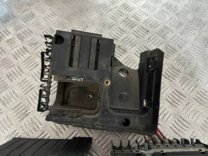 фото №5, Vw golf vi коробка запобіжників запобіжник 1k0937629a