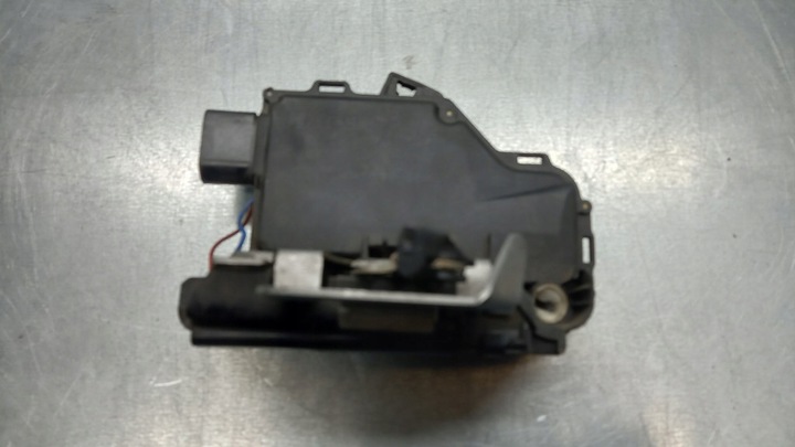 фото №1, Замок праві перед skoda octavia ii 04-08r pa6630fv 9pin
