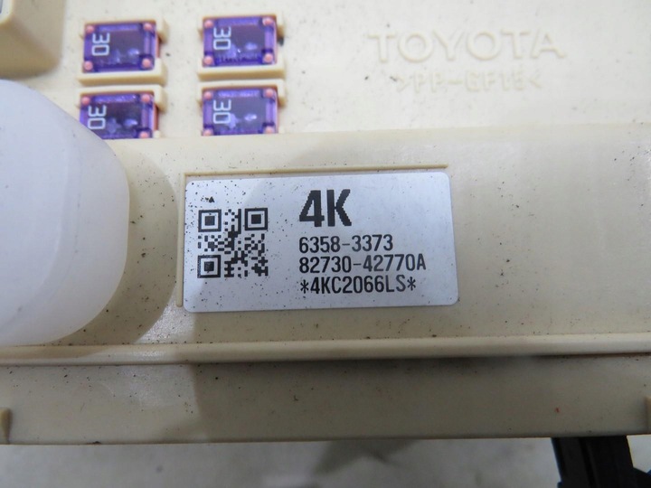 фото №8, Коробка запобіжників toyota rav 4 iv 2.0 d4d 6358-3373