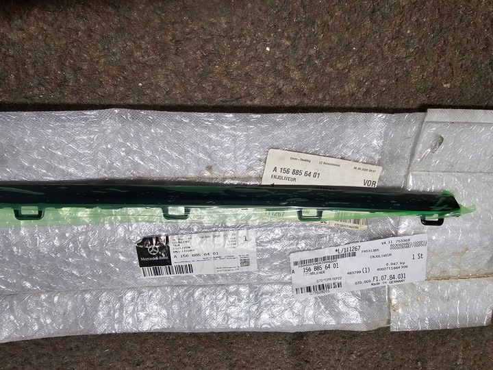 фото №3, Планка декоративна бампера зад mercedes gla w156 amg нова