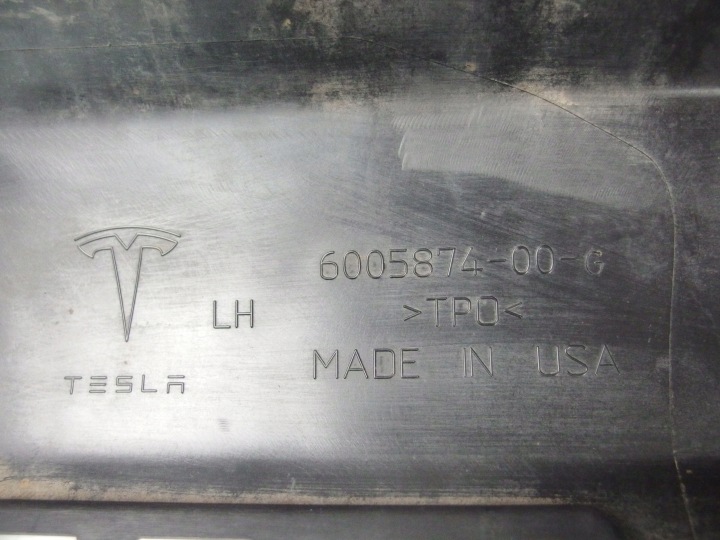 фото №15, Молдинг пороговая левая tesla s