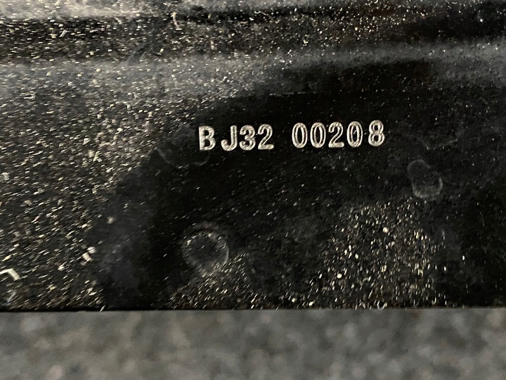 фото №9, Range rover evoque pas переднее усилитель