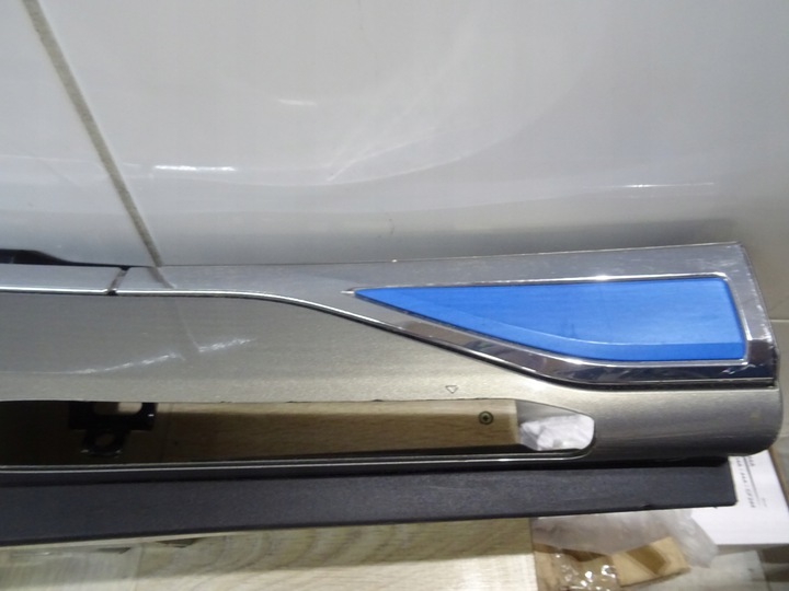 фото №14, Планка порогова права bmw 7 g70 i7 x drive 22- м-пакет 51779464162 llu