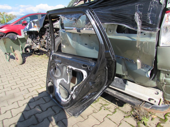 фото №13, Дверь правая зад универсал exld peugeot 407 04-11 r.