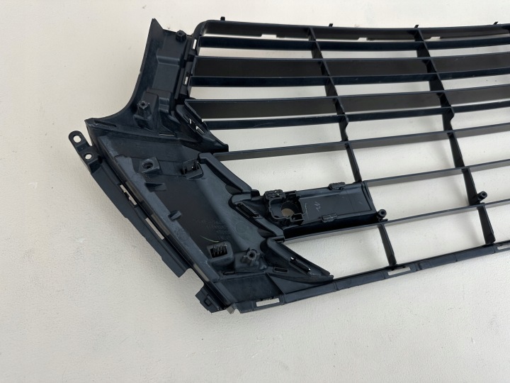 фото №12, Lexus gs iv 4 рестайлинг 15r- решётка радиатора перед 53113-30380