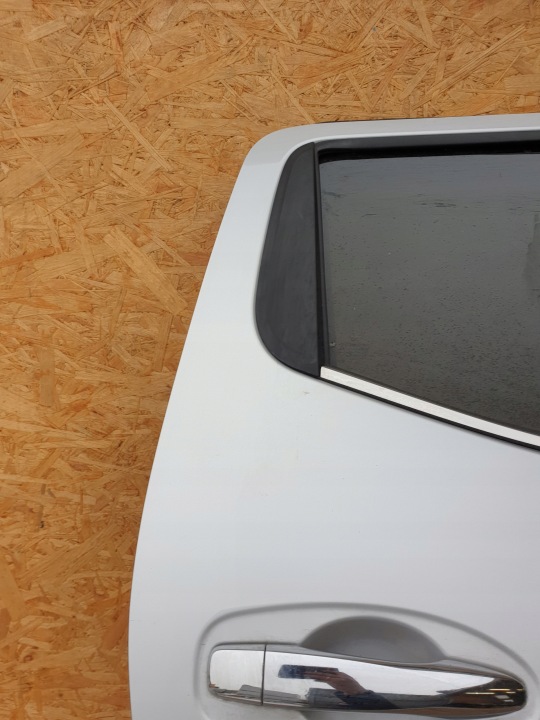 фото №7, Nissan navara d23 np300 дверь правая зад niemalowane bdb
