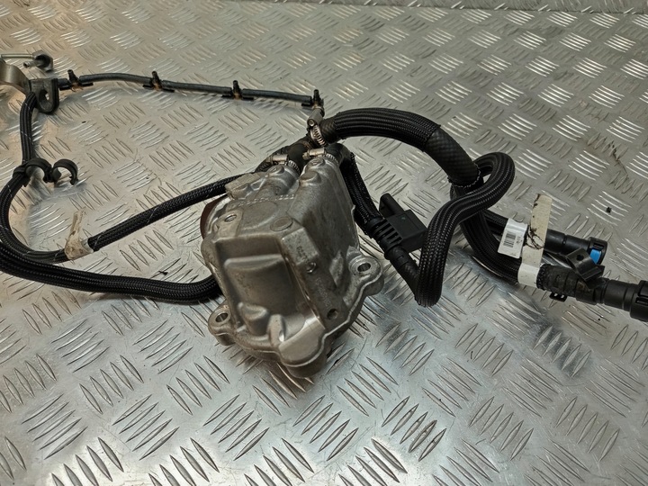 фото №10, Bmw e90 f10 f36 система паливний форсунки планка насос 7810702 7809128 7810696