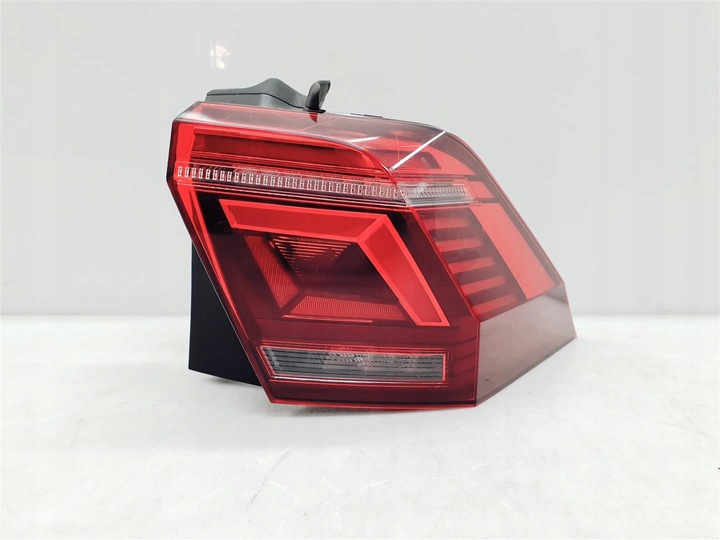 фото №10, Vw tiguan ii рестайлинг 20r+ iq light лампа зад led ory eu !!!