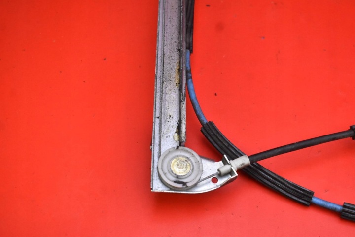 фото №11, Стеклоподъемник правый перед eu 606815920 alfa romeo gt 937 купе 03-10