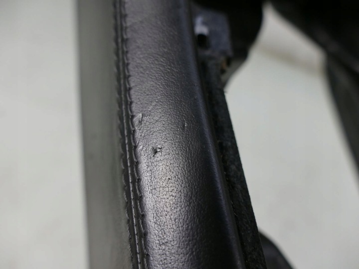 фото №16, Audi a8 d3 рестайлинг туннель средний