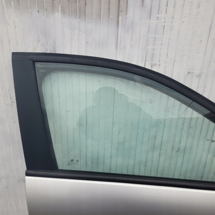 фото №11, Двері передні перед праві dacia spring планка