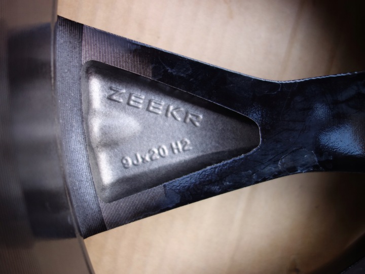 фото №10, Диск zeekr 7x 9x20 et 43,5 красивая 1 штука