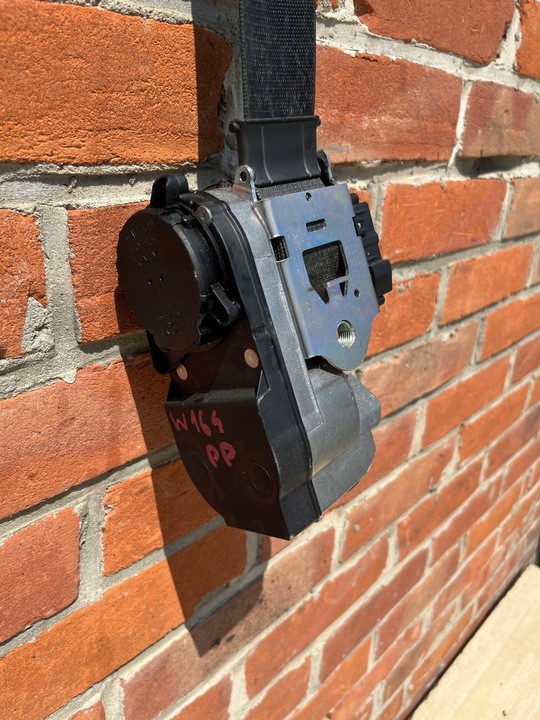 фото №12, Mercedes ml w164 05-11 pas безпеки праві перед