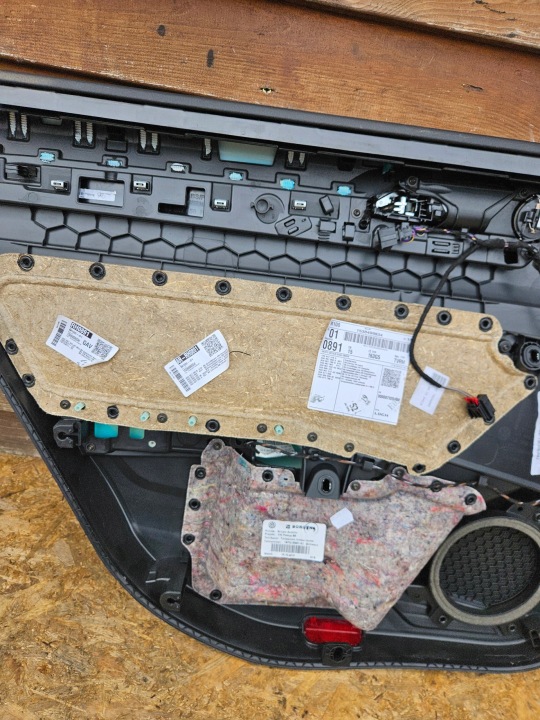 фото №13, Дверна карта (обшивка дверей) vw passat b8 універсал 3g9 європа
