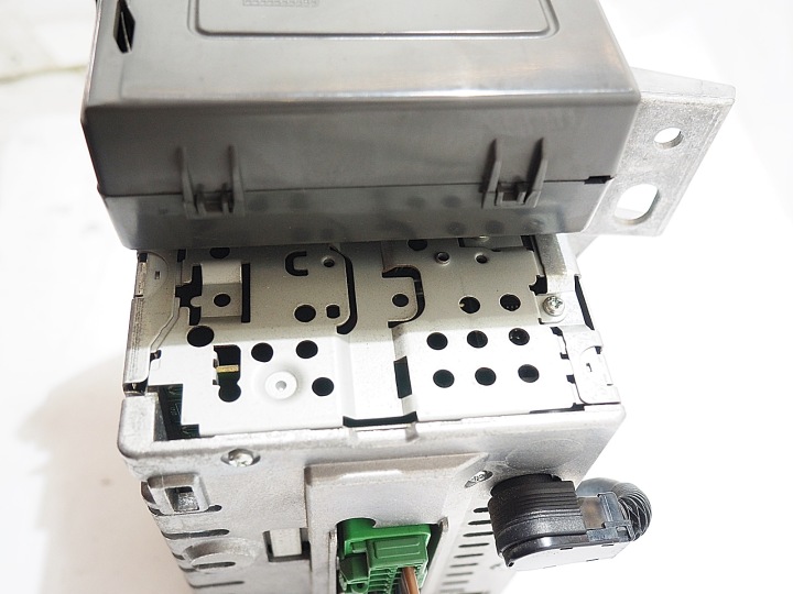 фото №12, Volvo s80 магнитола hu-401 9491217 351l12005 оригинал