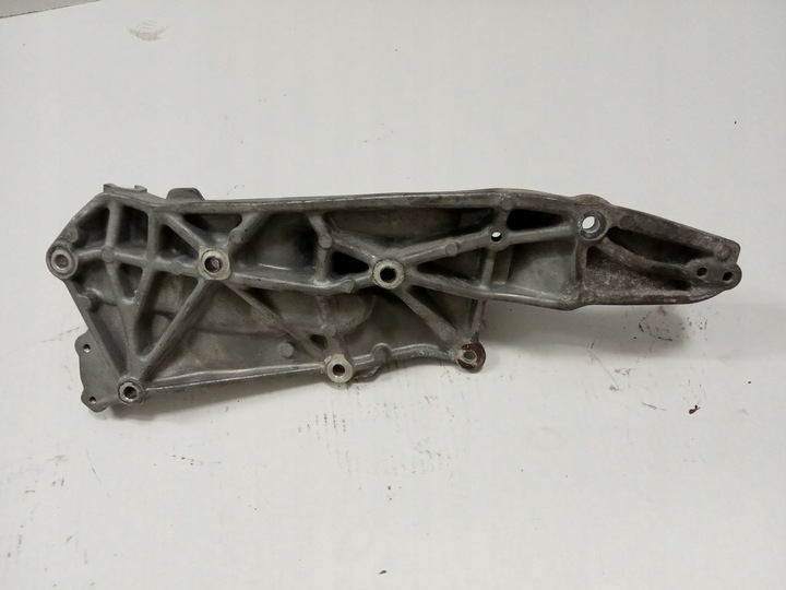 фото №5, Ford mondeo mk5 2.0 tdci 2015-18r. - лапи двигуна
