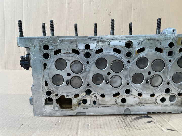 фото №8, Vw golf vii 1.6 tdi clh головка валы 04l103373 04l103308c