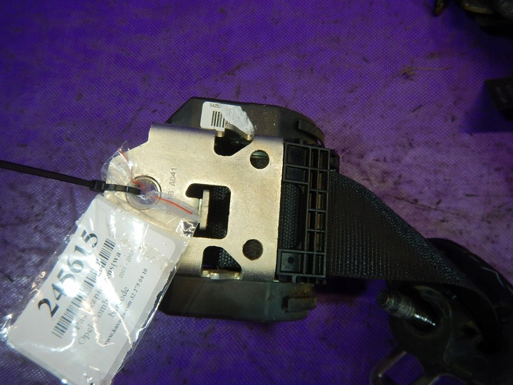 фото №3, Opel combo c 01-05 pas безопасности левый зад