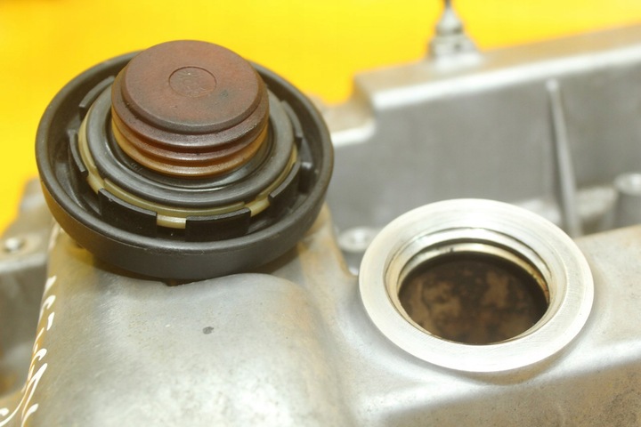 фото №9, Крышка клапанов kia sportage iv hyundai tucson 1.6 t- gdi g4fj 22410 2b611