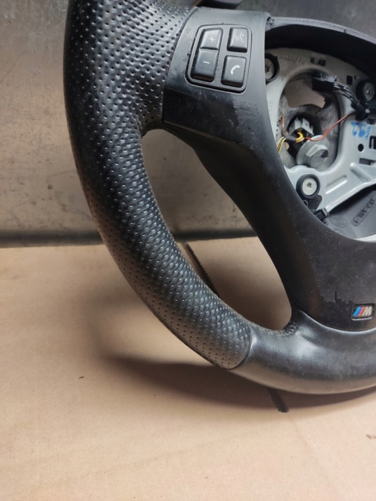 фото №6, Bmw e93 e92 e90 руль м-пакет лепестки кожа