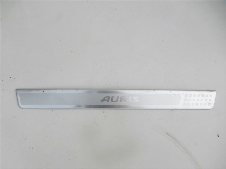 фото №1, Планка порогова передня ліва toyota auris i 06-12