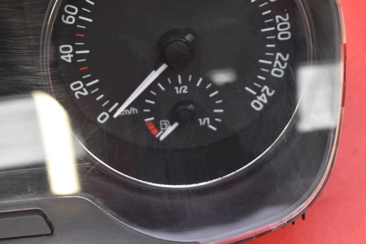 фото №8, Панель приладів eu 5ja920744 skoda rapid 1 i 1.6 tdi 116 km 12-17