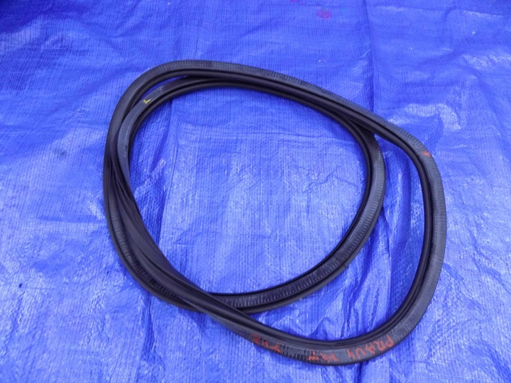 фото №1, Прокладка дверь правые зад audi a3 8v sportback