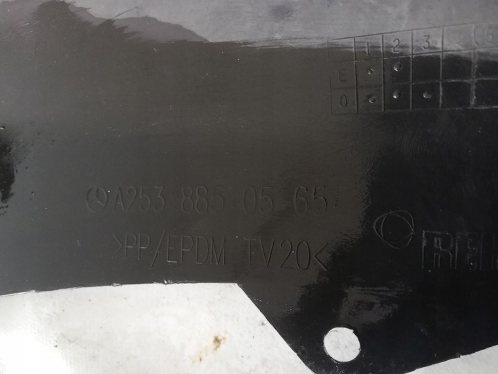 фото №8, Спойлер бампера перед mercedes glc 253