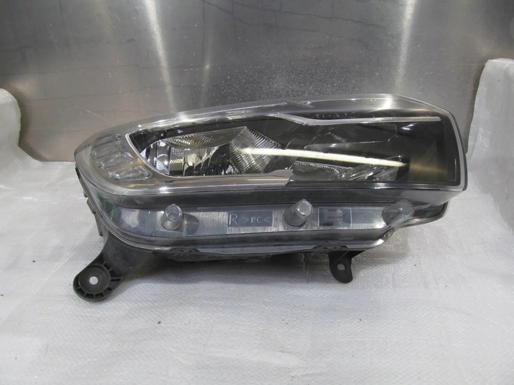 фото №14, Dacia sandero ii рестайлинг / logan ii рестайлинг 16-20 фара лампа правая перед c409