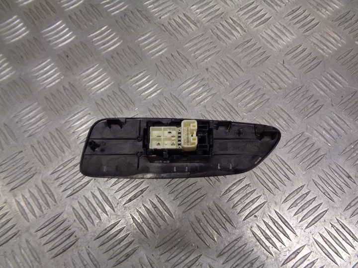 фото №2, Панель стёкла правые перед toyota auris 74231-02530