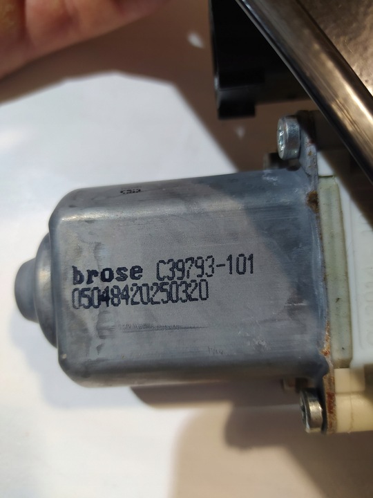 фото №10, Підйомник двері скла лівий зад discovery sport 15-