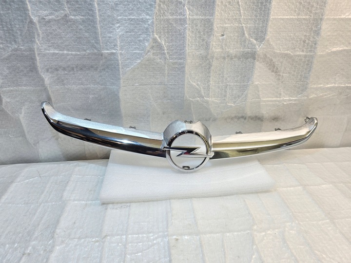 фото №13, Opel astra j рестайлинг планка хром решётка