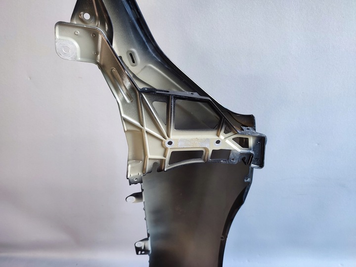 фото №8, Porsche taycan 9j1 крило переднє лівий перед 9j1821467