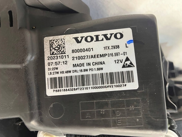 фото №15, Volvo ex30 лампа левая полный led 23 -