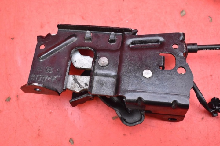 фото №6, Замок засов капота 7242549-08 7242548-08 7309606 bmw f20 11-15