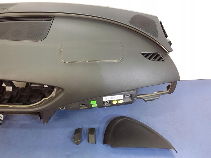 фото №5, Audi a7 4g панель раздаточная консоль подушки ремни