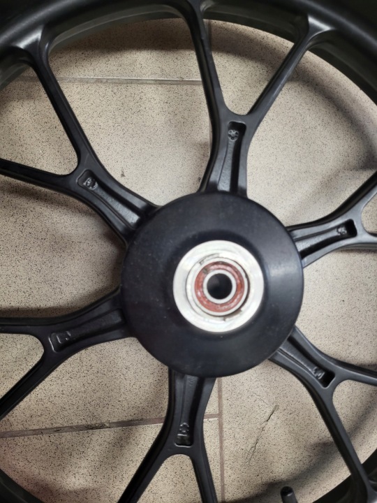 фото №7, Aprilia rs4 125 tuono 21- диск перед 17 x 2,75