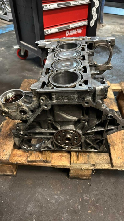 фото №8, Блок  двигуна 2.0t 1.8t - saab 9-3 b207 opel z20nel - 90537806 gm a20nht ?