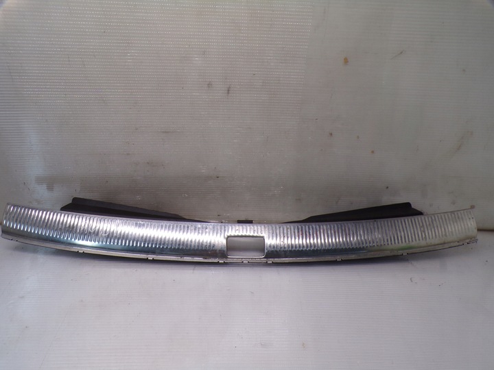 фото №1, Планка защита багажника audi q7 4l0864483