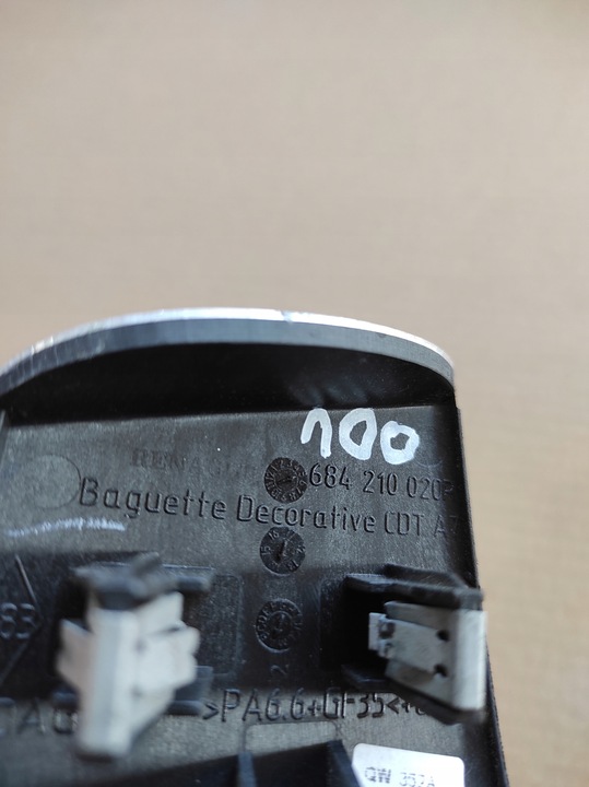 фото №10, Планки панелі розподільчої консолі renault laguna iii 6842100202r 684120005r