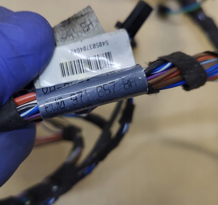 фото №11, Джгут установка з двері лівий зад кабелі штекери audi a4 b9 8w рестайлінг оригінальний номер eu