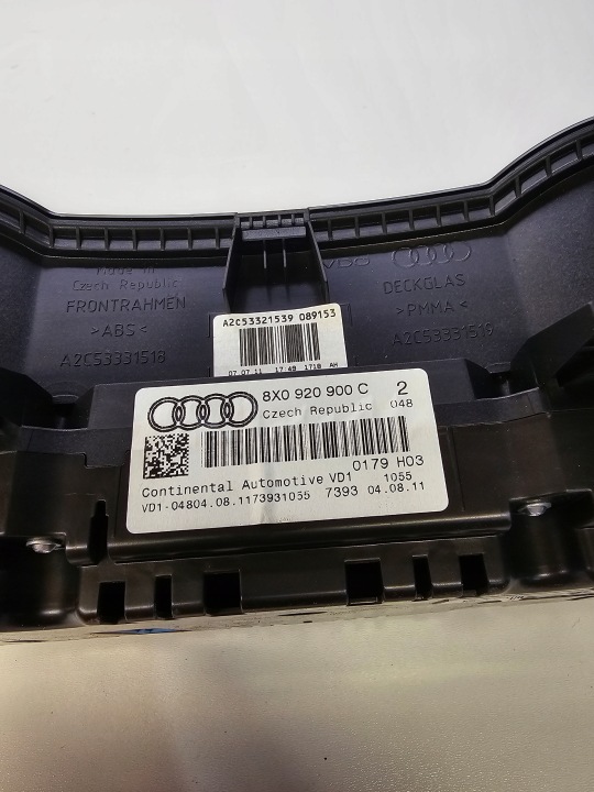 фото №8, Панель приладів audi a1 8x 1.6 tdi 8x0920900c eu