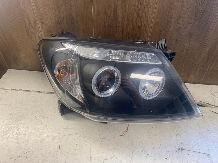 фото №9, Toyota hilux лампа правые левый перед комплект