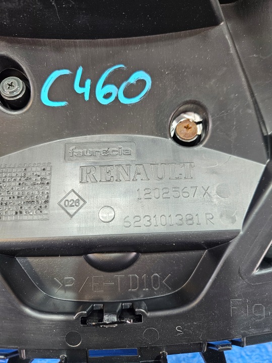 фото №10, Renault kangoo iii рестайлинг 623101381r центральная решётка бампера оригинал