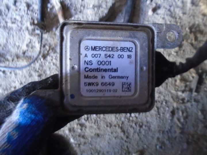 фото №1, Mercedes w212 350 cgi зонд nox лямбда a0075420018
