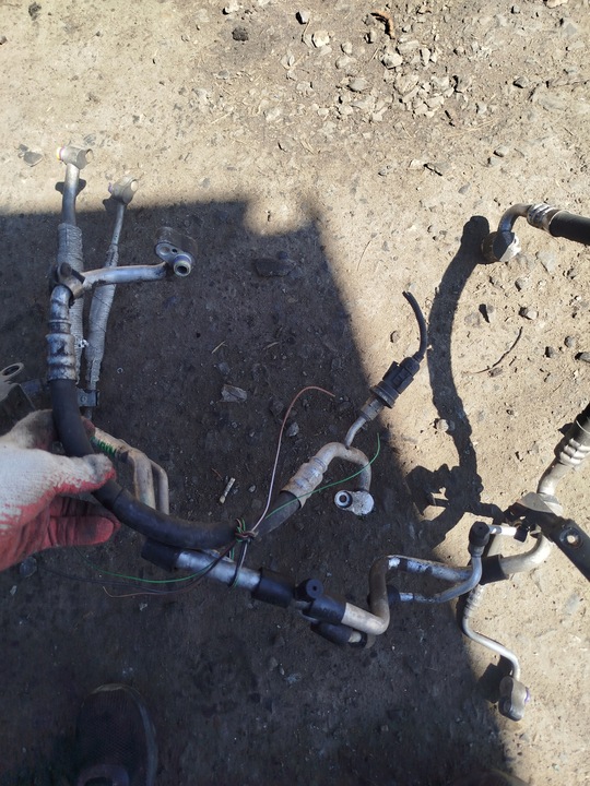 фото №12, Трубка шланг klimatyazcji seat altea 2.0 tdi 1k0820743am 1k0820741ad